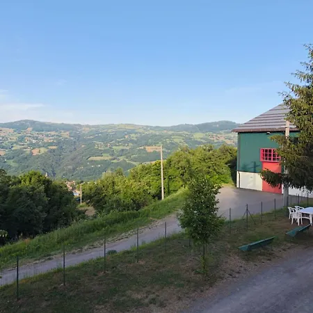 Hostel Di Montefiorino